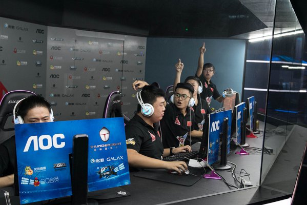 已有不少于 已有不少于