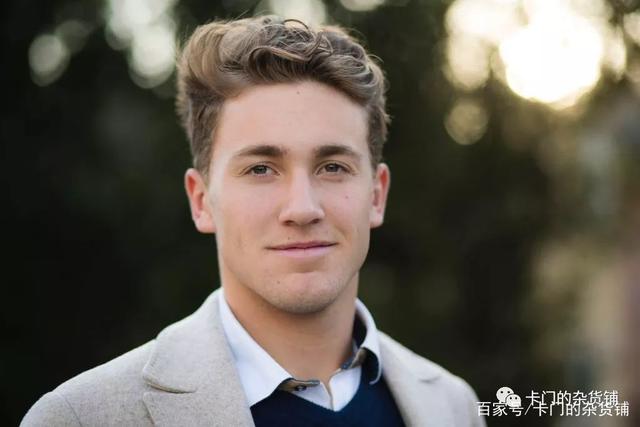 用替补球员 用替补球员