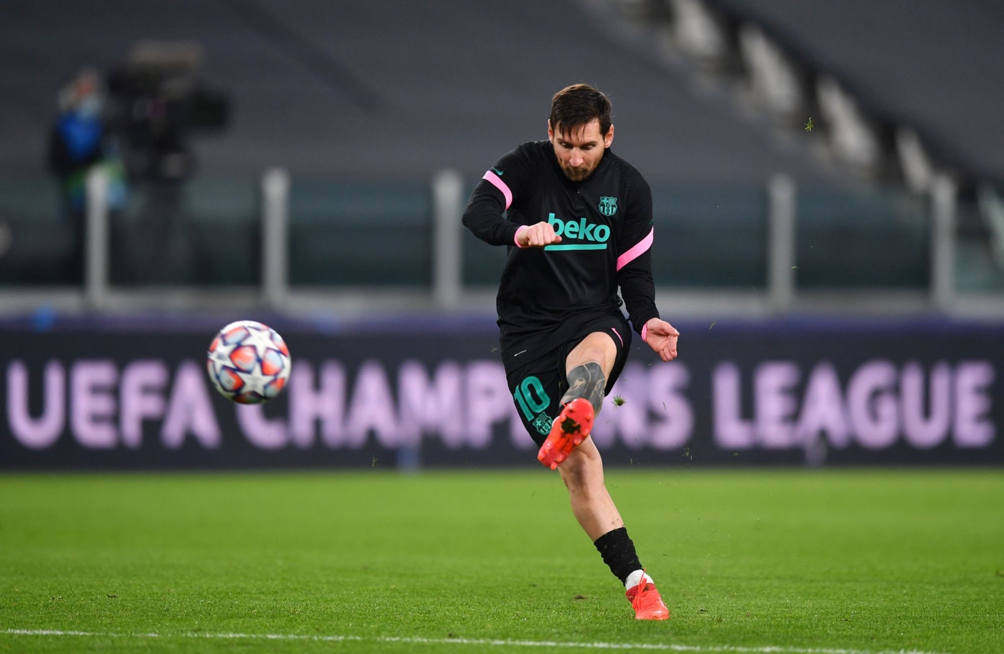 还有一个引 还有一个引